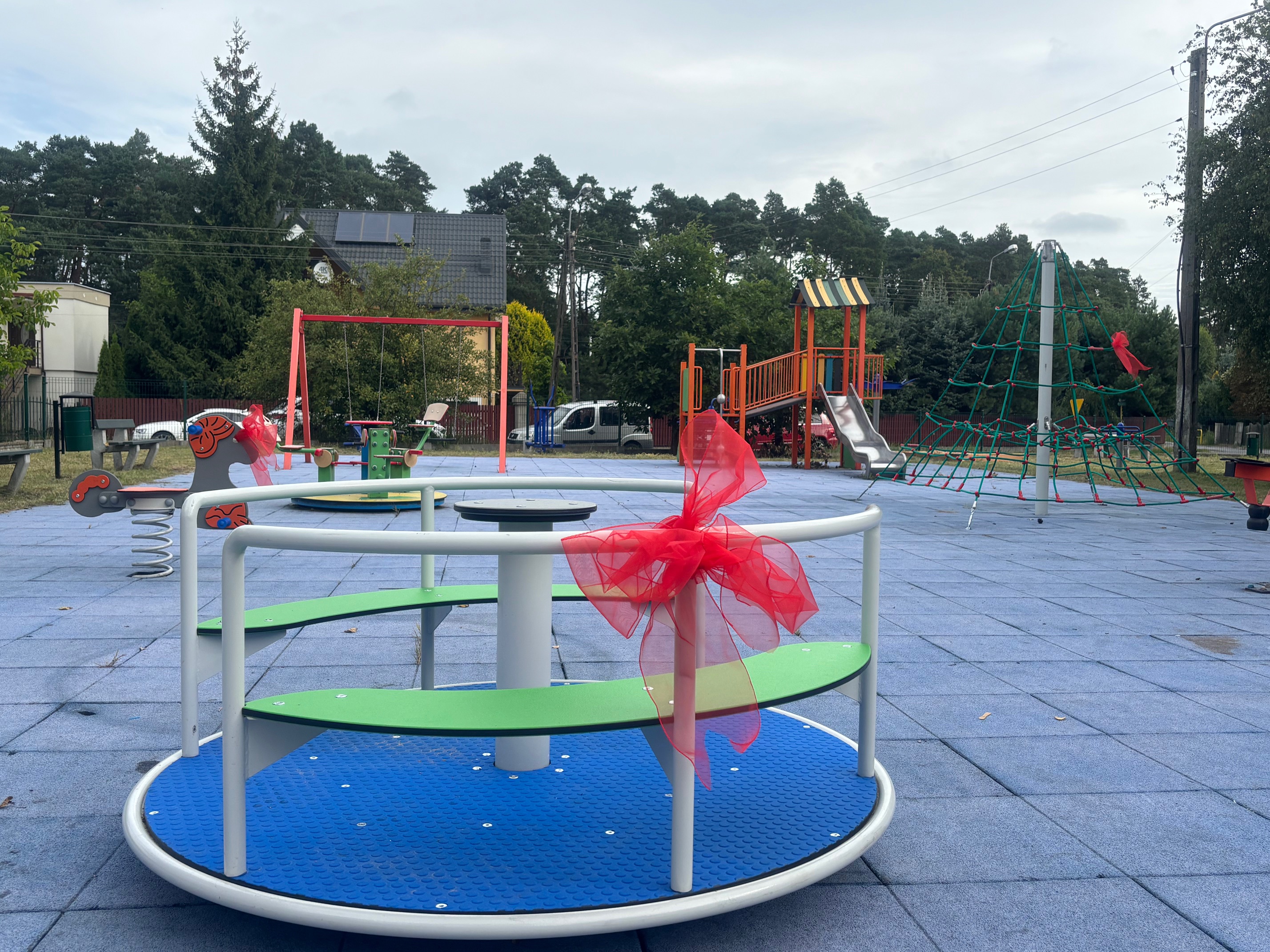 Plac zabaw ponownie otwarty!